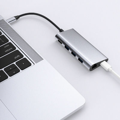 Equipo de tecnología de la información instalado en exterioresProtección de los equipos dentro de un recinto exterior