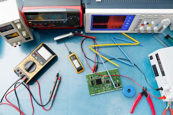 Prueba del equipo eléctrico para la protección contra la propagación del fuego