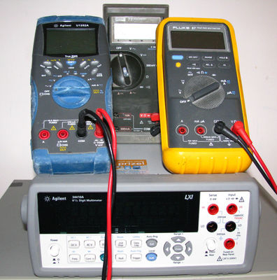 Prueba de equipos eléctricos para medición / control, pruebas de uso de laboratorio y equipos de medición